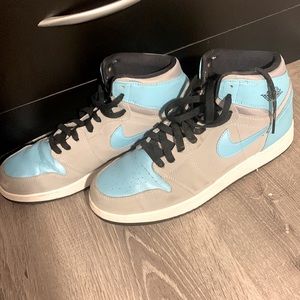 Nike Air Jordan 1 - carolina